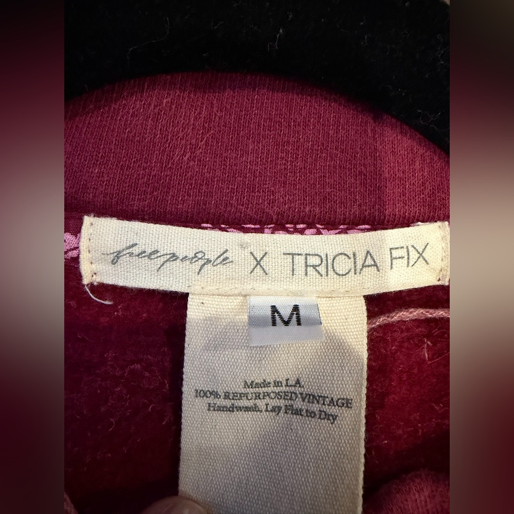 NWOT Free People Tricia Fix Open Heart Sweatshirt - Medium - Picture 9 of 11